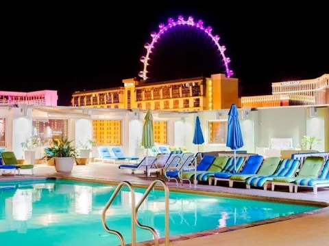 Platinum Hotel and Spa